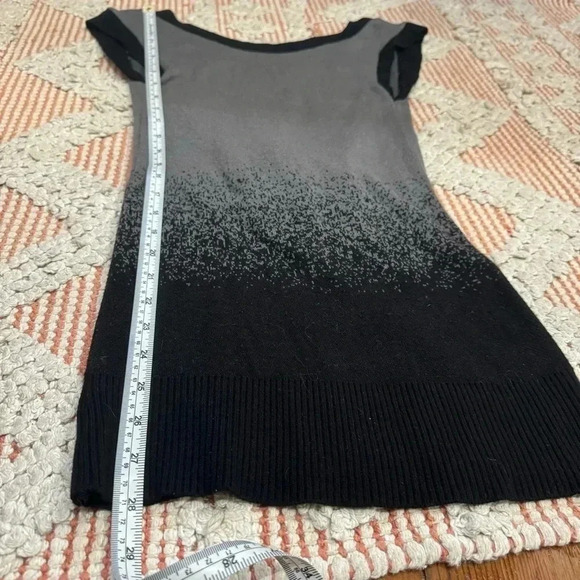 Forever 21 Black Ombré knit off the shoulder top - Picture 5 of 6